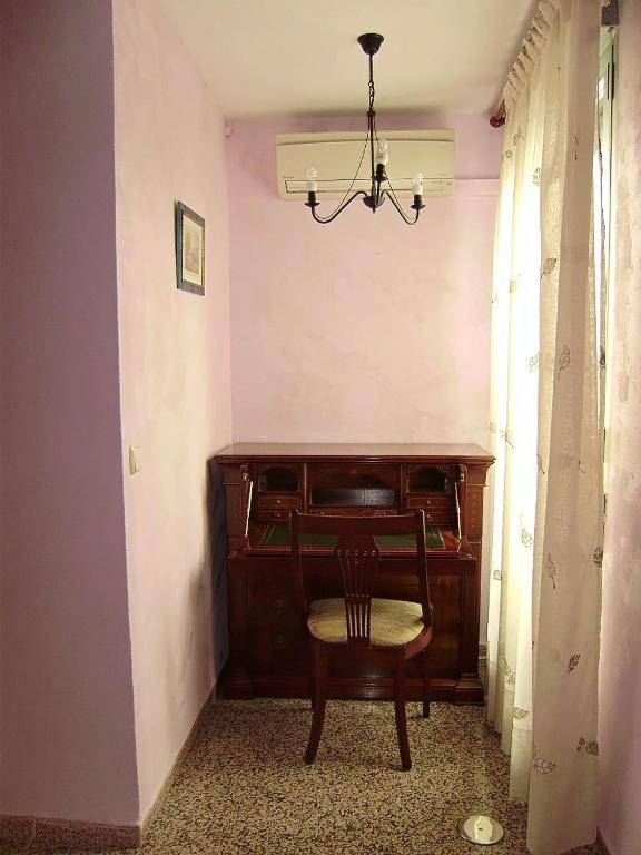 Hostal Miguel Angel Madrid Exteriör bild